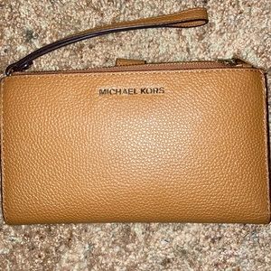 Michael Kors clutch